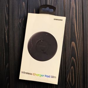 Samsung Qi 7.5W Fast Charge Wireless Charger Pad Slim with Wall Charger US